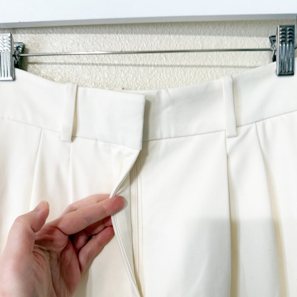 NWOT Veronica Beard Lagarde Wide Leg High Rise Cream Pleated Pants Size 4 $498 - Picture 3 of 13